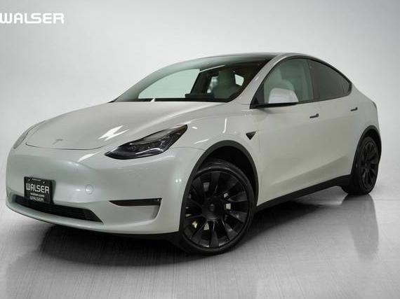 TESLA MODEL Y 2020 5YJYGDEE6LF021502 image